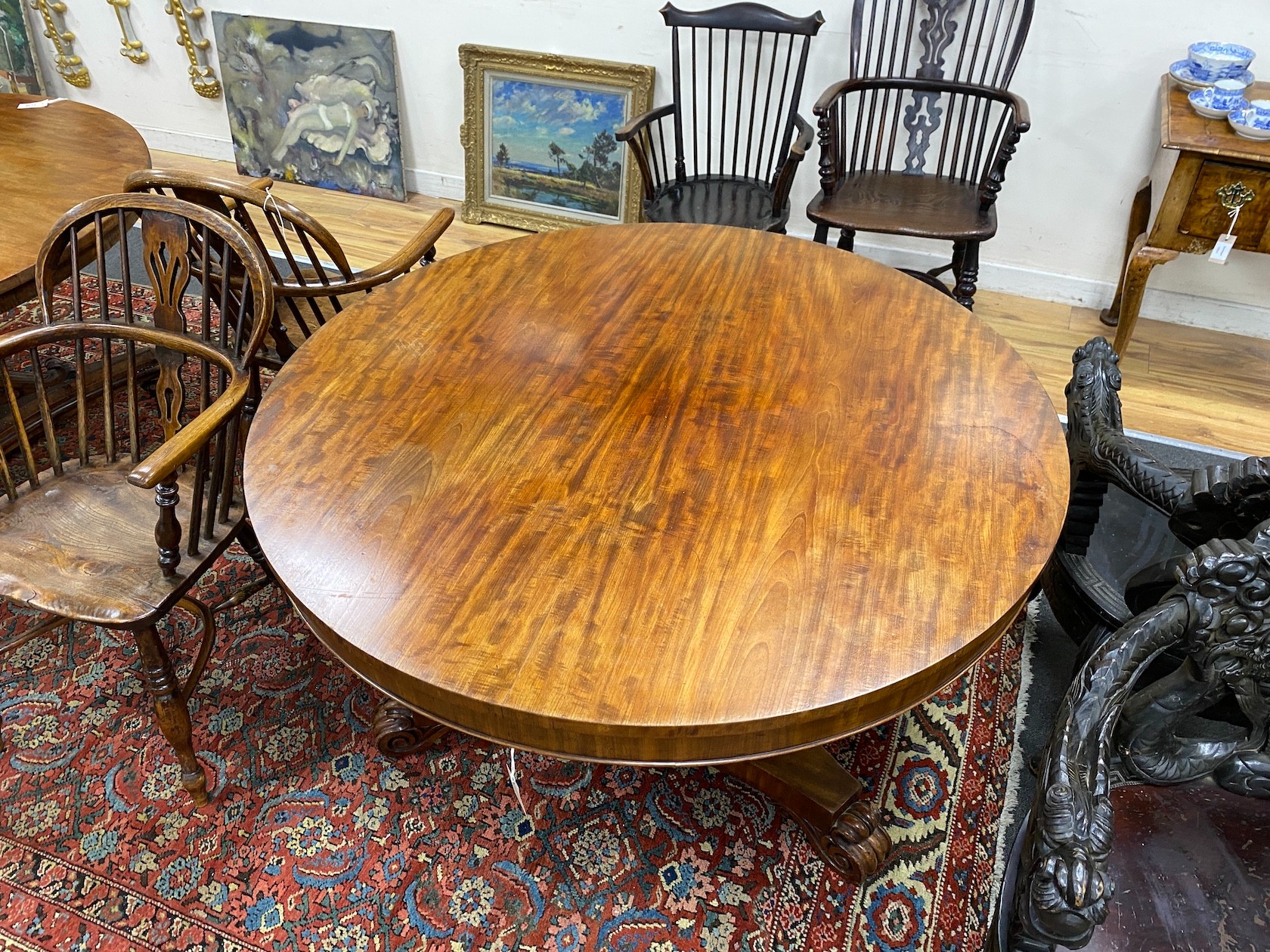 A William IV circular mahogany tilt top breakfast table, diameter 122cm, height 73cm